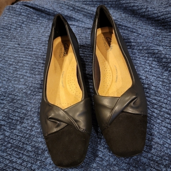 Clark's Ruched Front Slip on Shoes Size 7 - Picture 4 of 7